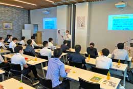 公務員研修生会社見学-1