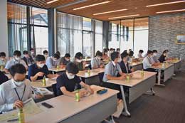 公務員研修生会社見学-2