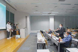 法政大学キャリア体験学習成果報告会_7