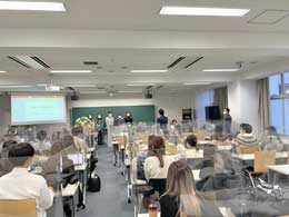 法政大学キャリア体験学習成果報告会-4