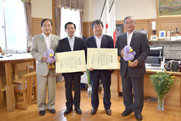 ４人での記念写真