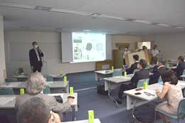 ビジネスプラン発表会-2